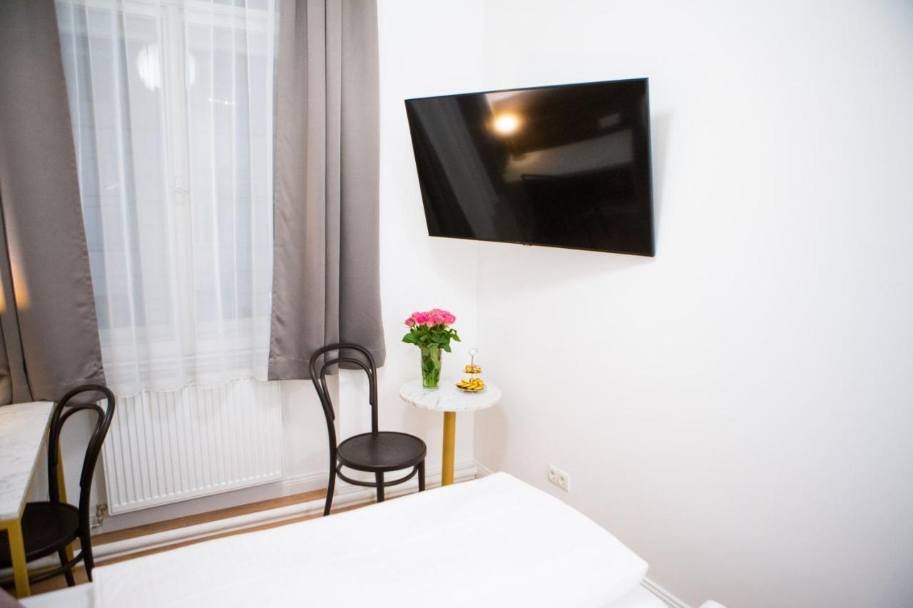 Private C e n t r a l VIENNA Apartment Exterior foto