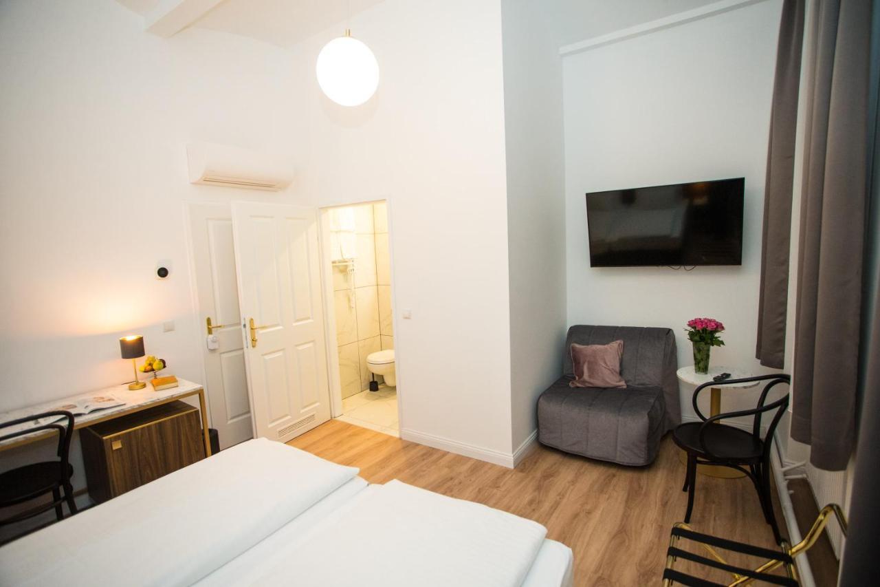 Private C e n t r a l VIENNA Apartment Exterior foto