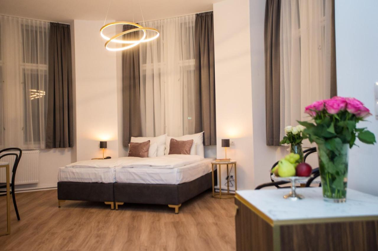 Private C e n t r a l VIENNA Apartment Exterior foto